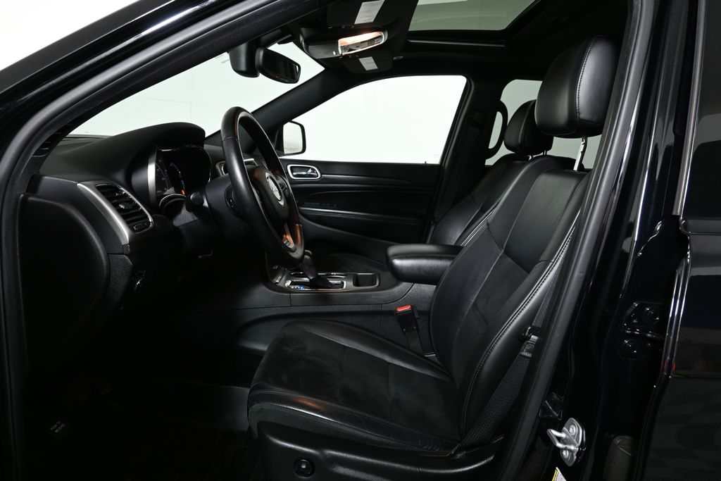 Thumbnail: 2018 Jeep Grand Cherokee - 3