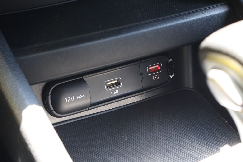Thumbnail: 2024 Kia Forte - 20