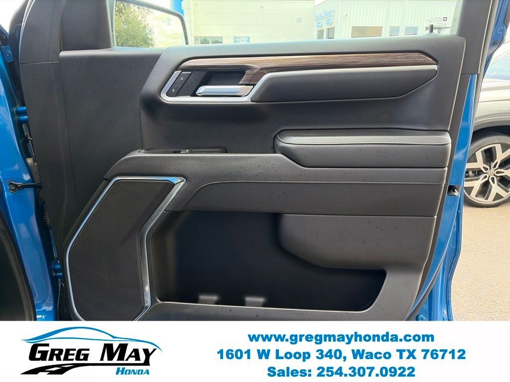 2022 Chevrolet Silverado 1500 LT - 11