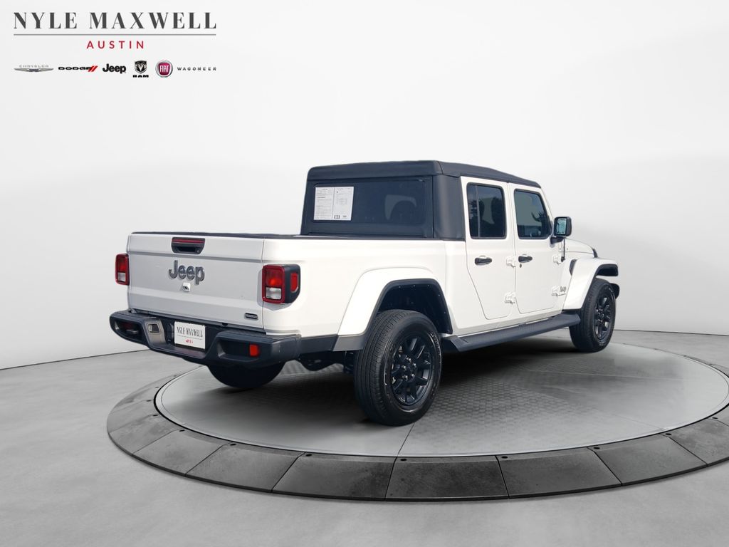 Used Car 2023 Jeep Gladiator  Overland For Sale Under $35,000 In Austin, Texas