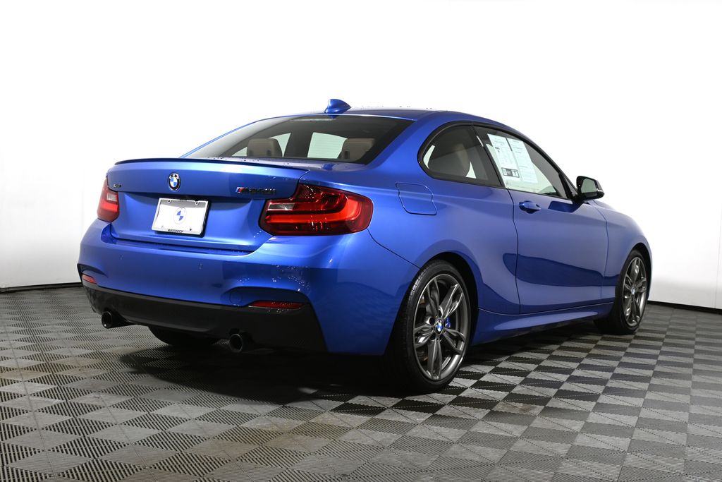 Thumbnail: 2017 BMW 2 Series - 7