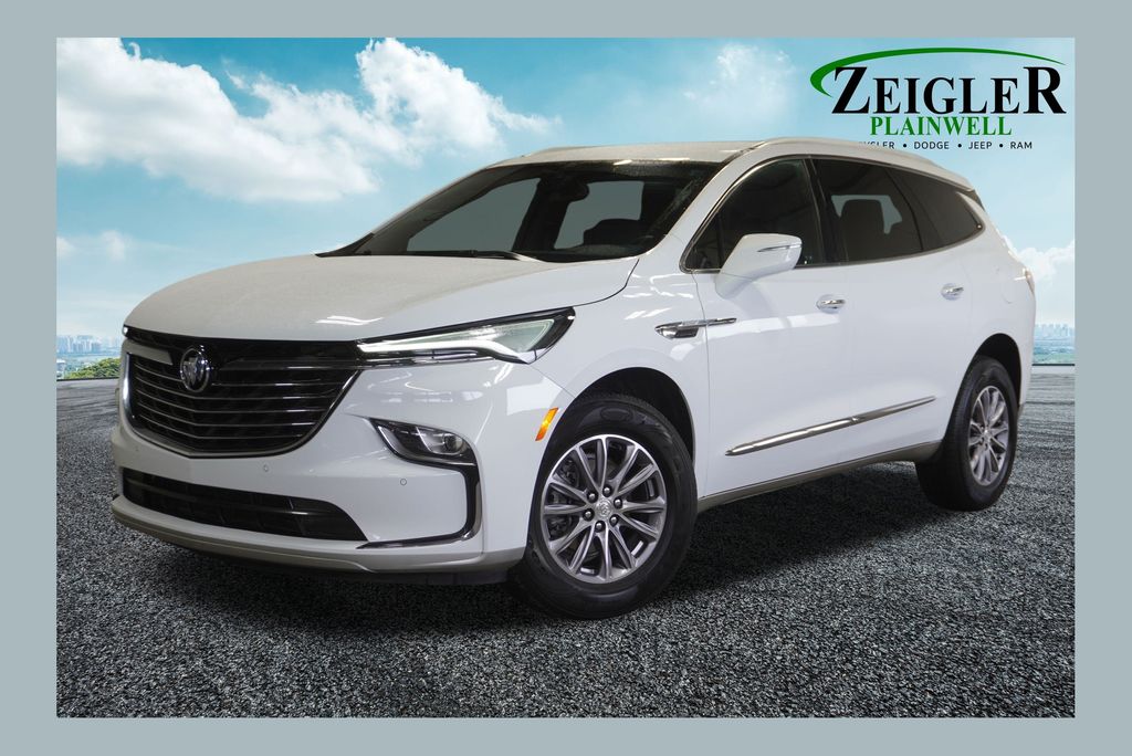 2022 Buick Enclave Essence AWD