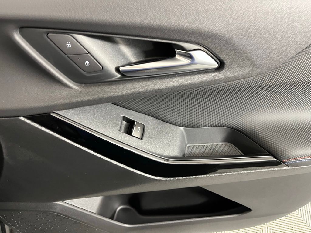 2026 Chevrolet Equinox RS 11