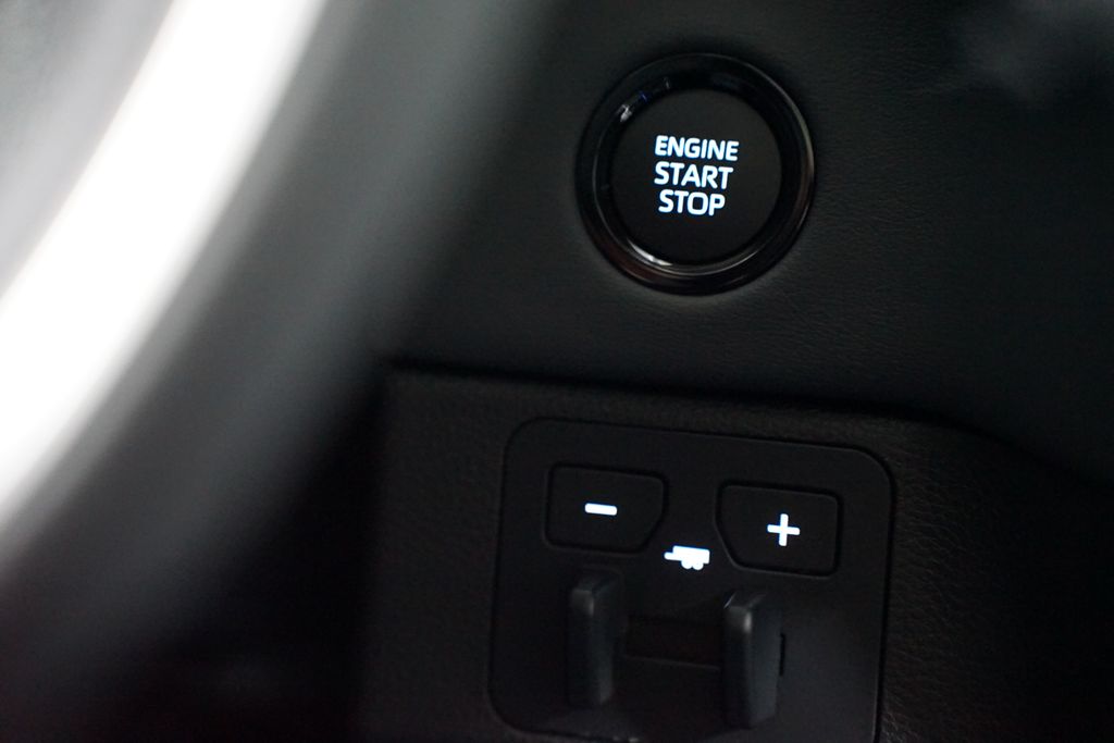 2025 Toyota Tundra Platinum 25