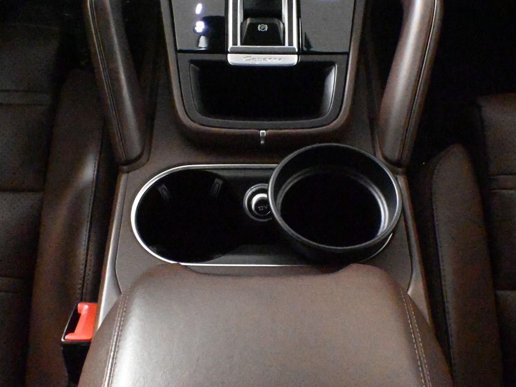 Thumbnail: 2022 Porsche Cayenne - 27