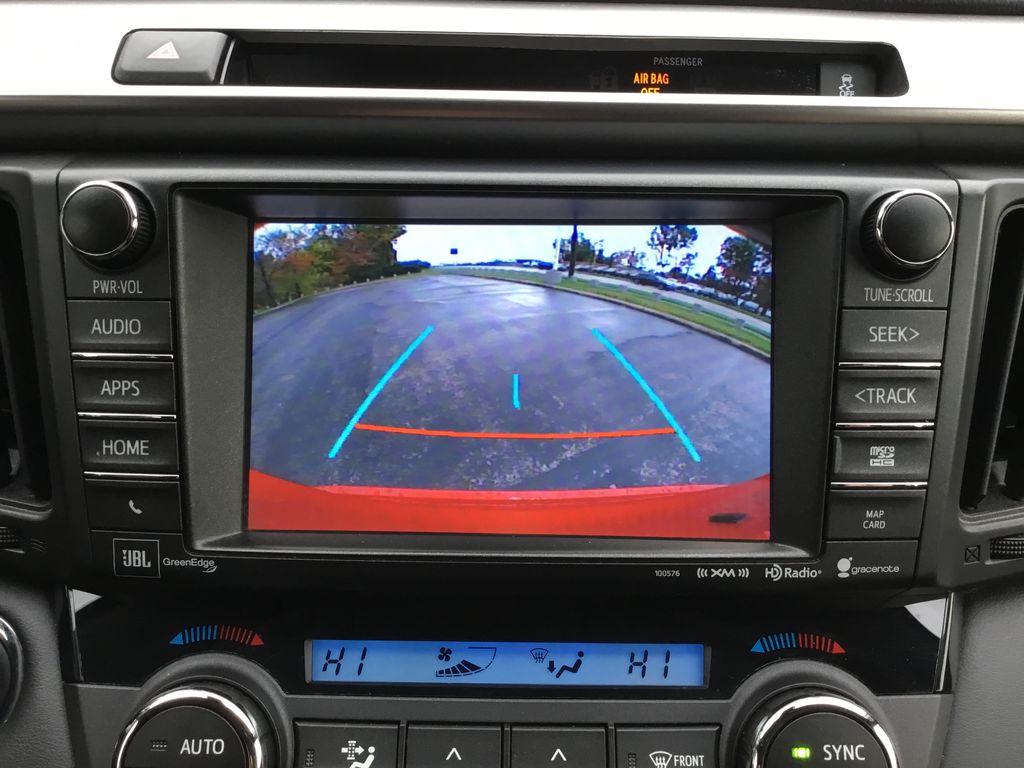 Thumbnail: 2016 Toyota RAV4 - 24