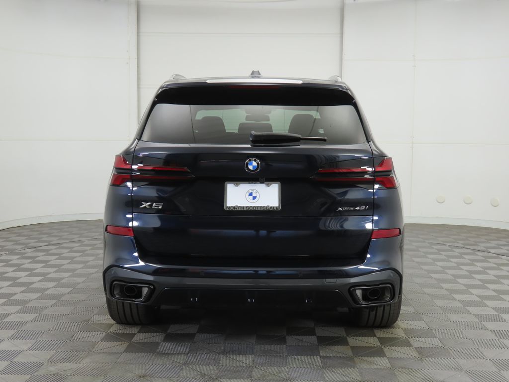 Used 2026 Black BMW xDrive40i image 6