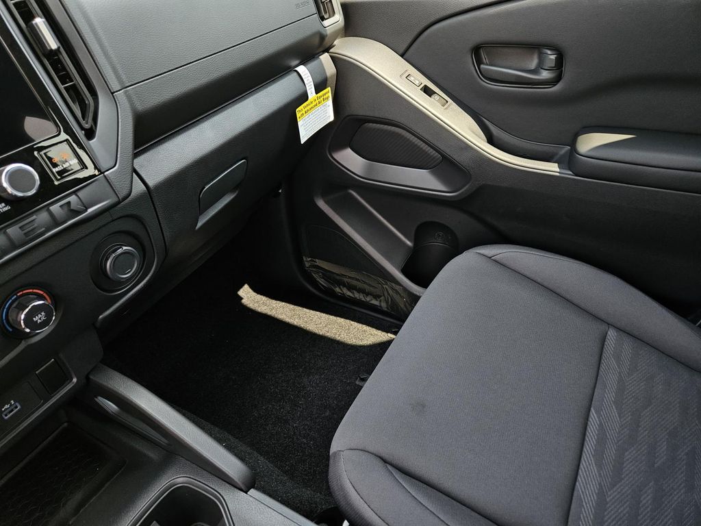 2026 Nissan Frontier S - Photo 21