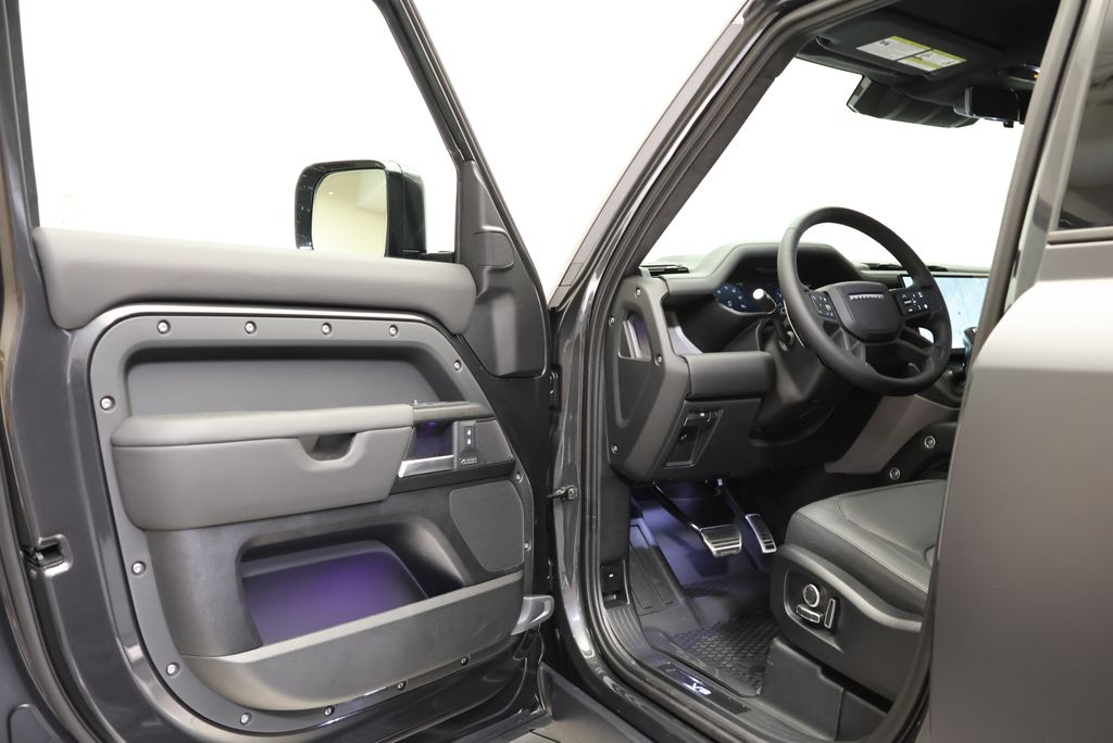 Thumbnail: 2026 Land Rover Defender - 26