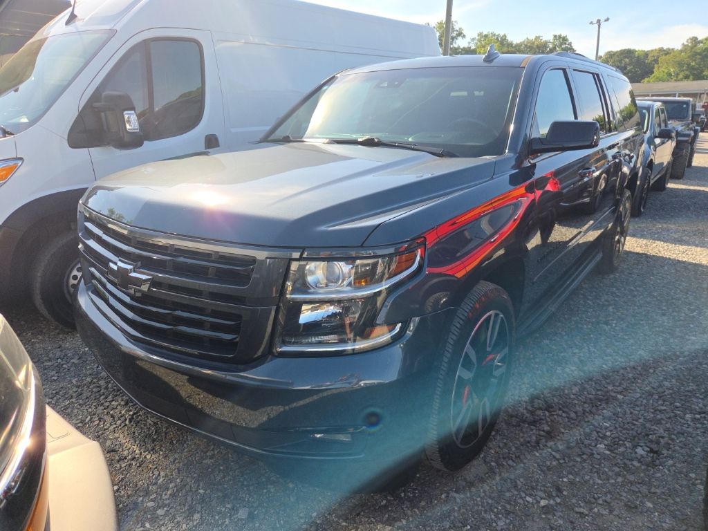 2020 Chevrolet Suburban 4WD 1500 Premier's photo