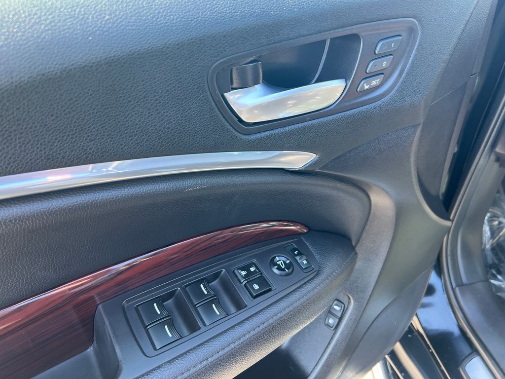 Thumbnail: 2014 Acura MDX - 13