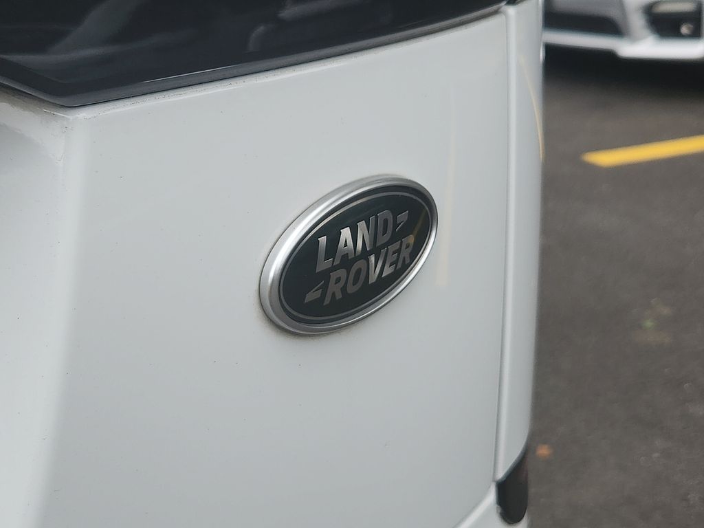Thumbnail: 2021 Land Rover Range Rover Velar - 31