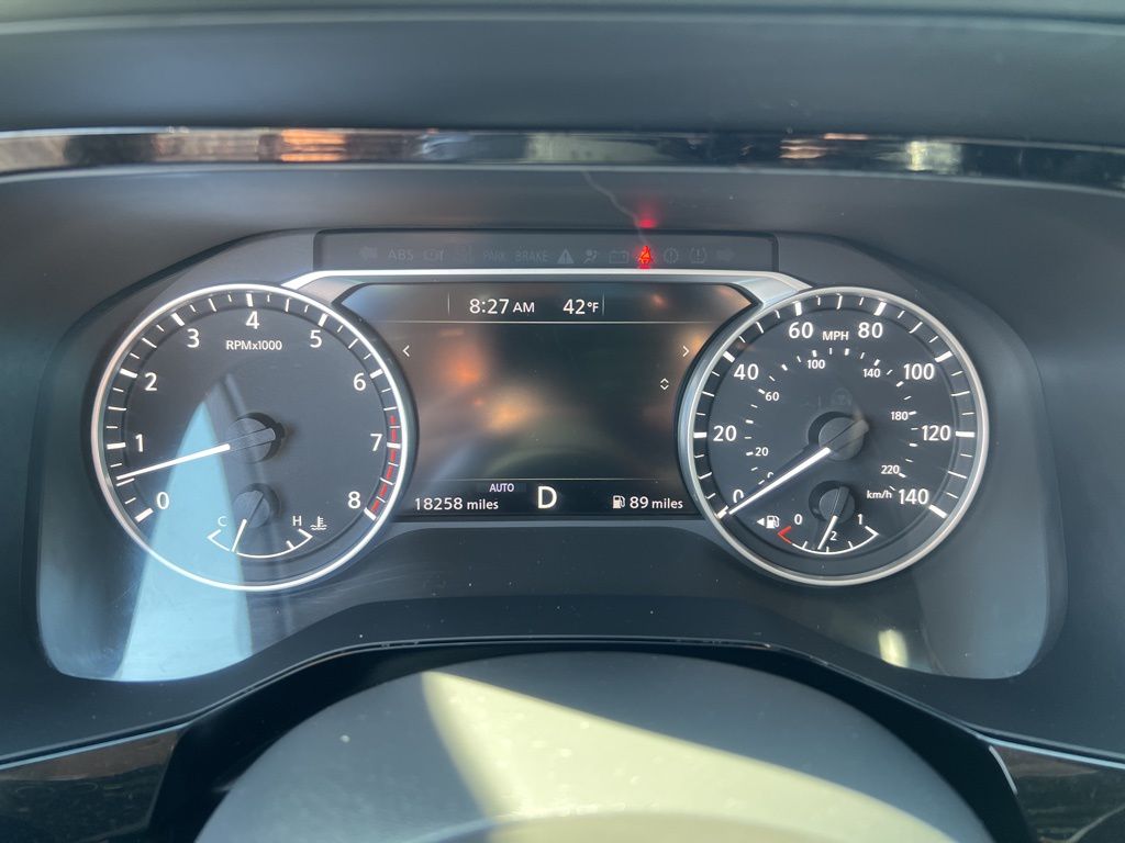 2022 Nissan Pathfinder SV photo