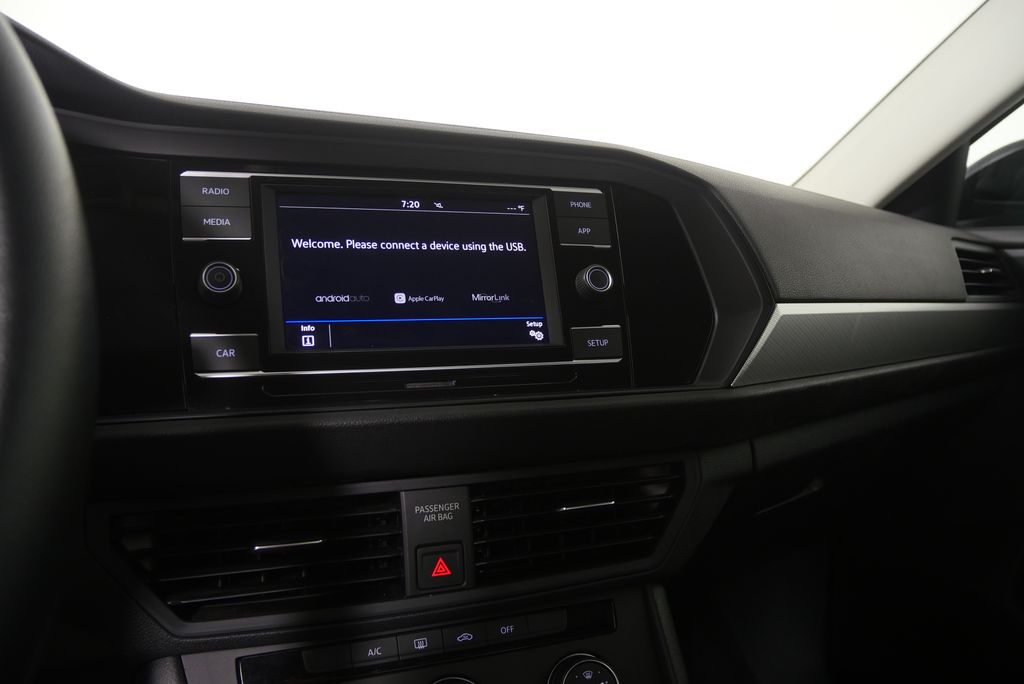 Thumbnail: 2019 Volkswagen Jetta - 20