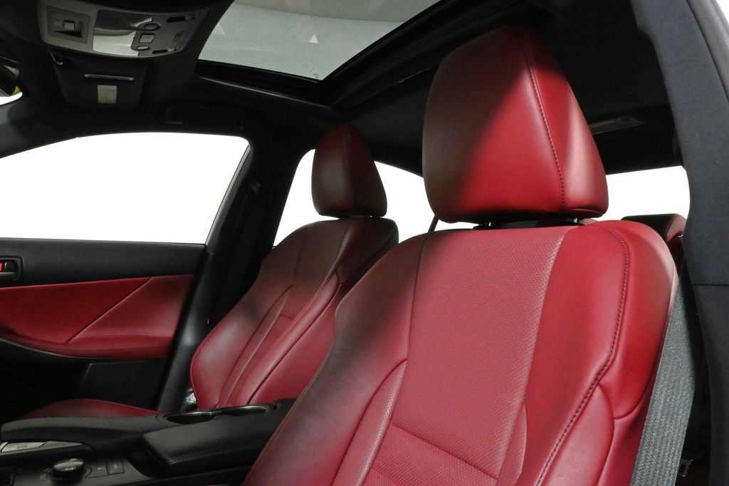 2017 Lexus IS 350 16