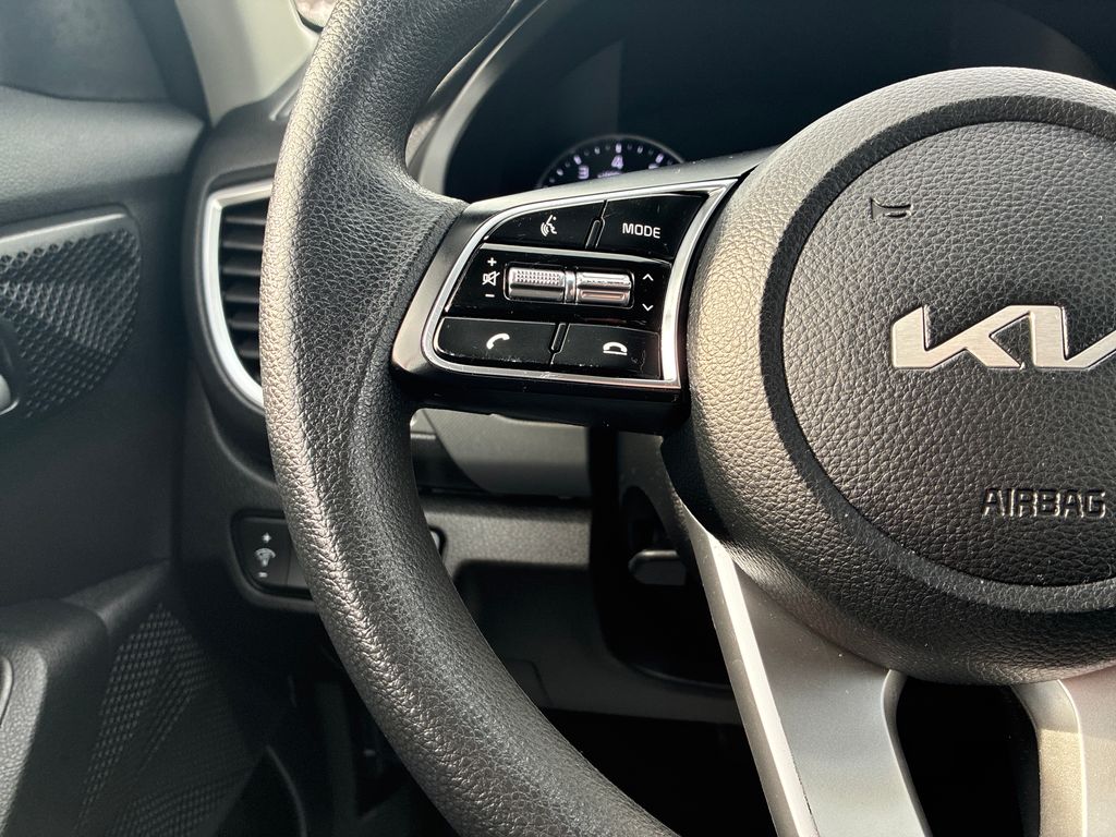 2023 Kia Seltos LX White at South Hills Kia