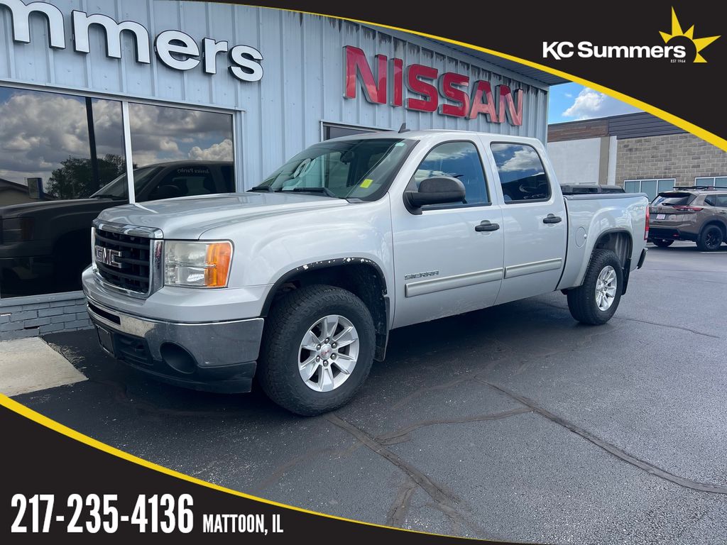 Pure Silver Metallic 2011 GMC Sierra 1500 SL Crew Cab 4WD Pickup Truck Four-Wheel Drive 4-Speed Automatic Overdrive
