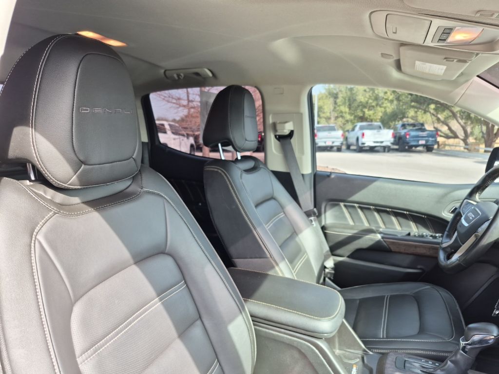 Used Car 2022 Gmc Canyon  Denali For Sale Under $35,000 In Austin, Texas