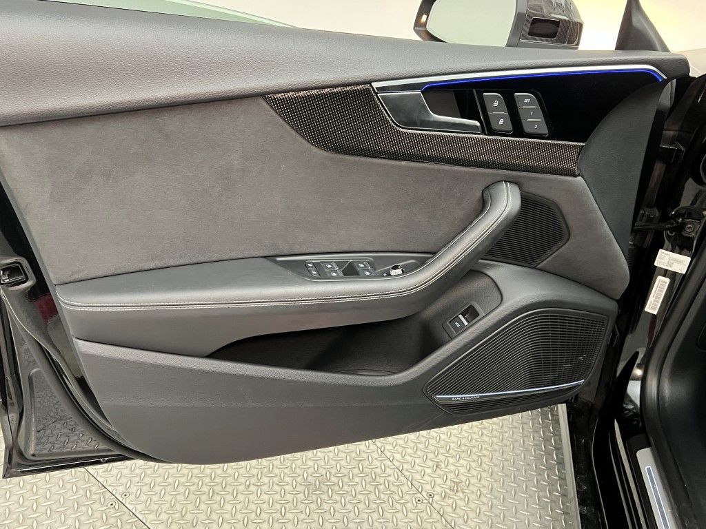 Thumbnail: 2023 Audi S5 - 32