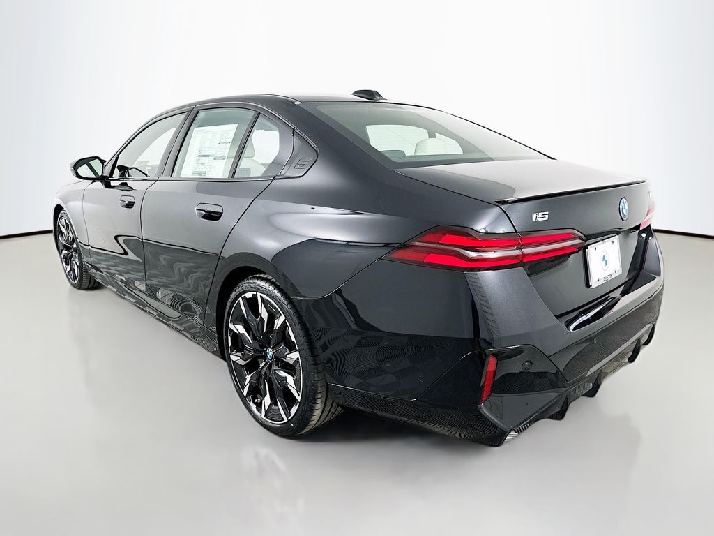 Thumbnail: 2026 BMW i5 - 7