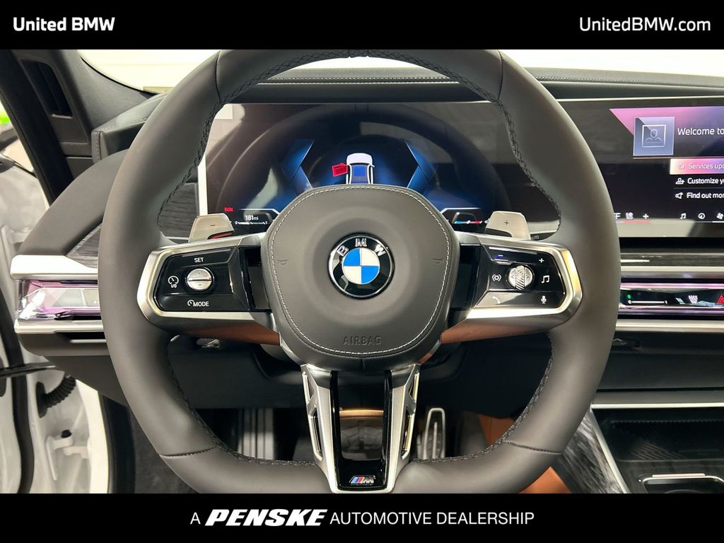 Thumbnail: 2025 BMW 7 Series - 14