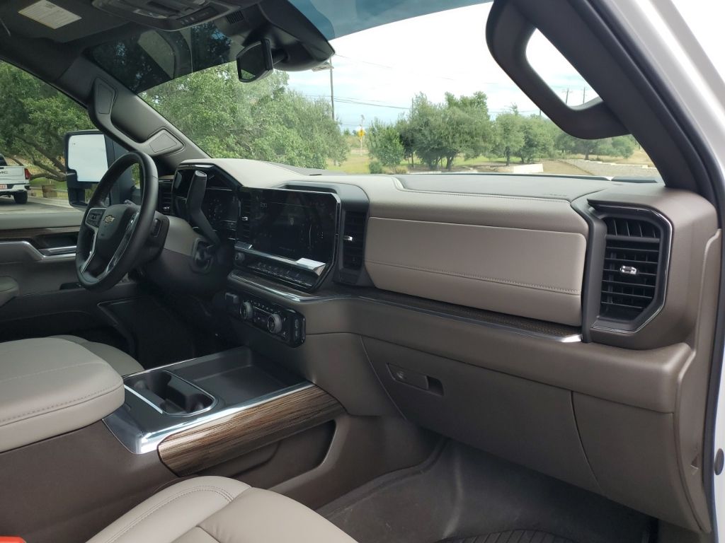 Used Car 2025 Chevrolet Silverado 2500hd  Lt For Sale Under $70,000 In Austin, Texas