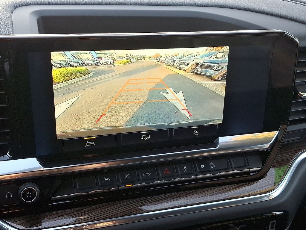 Thumbnail: 2025 Chevrolet Silverado 1500 - 19