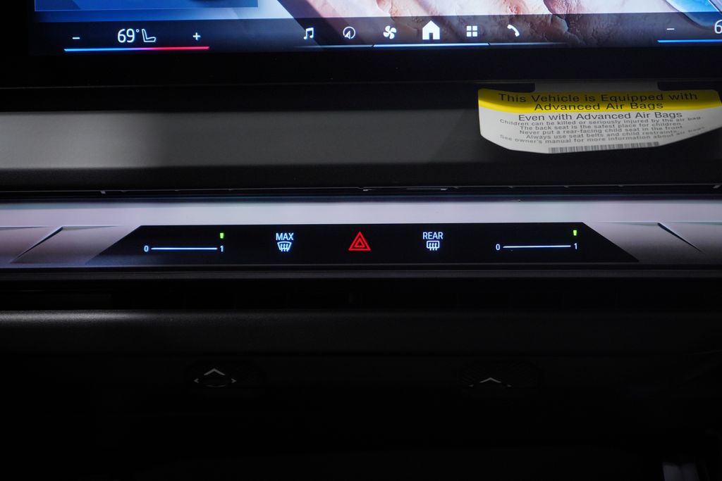 Thumbnail: 2025 BMW X3 - 13