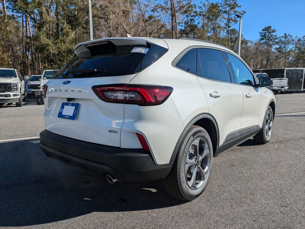 2025 Ford Escape ST-Line