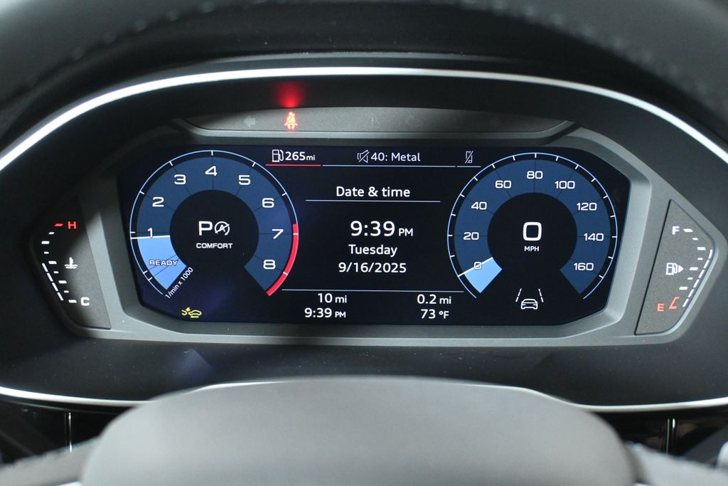 Thumbnail: 2025 Audi Q3 - 16