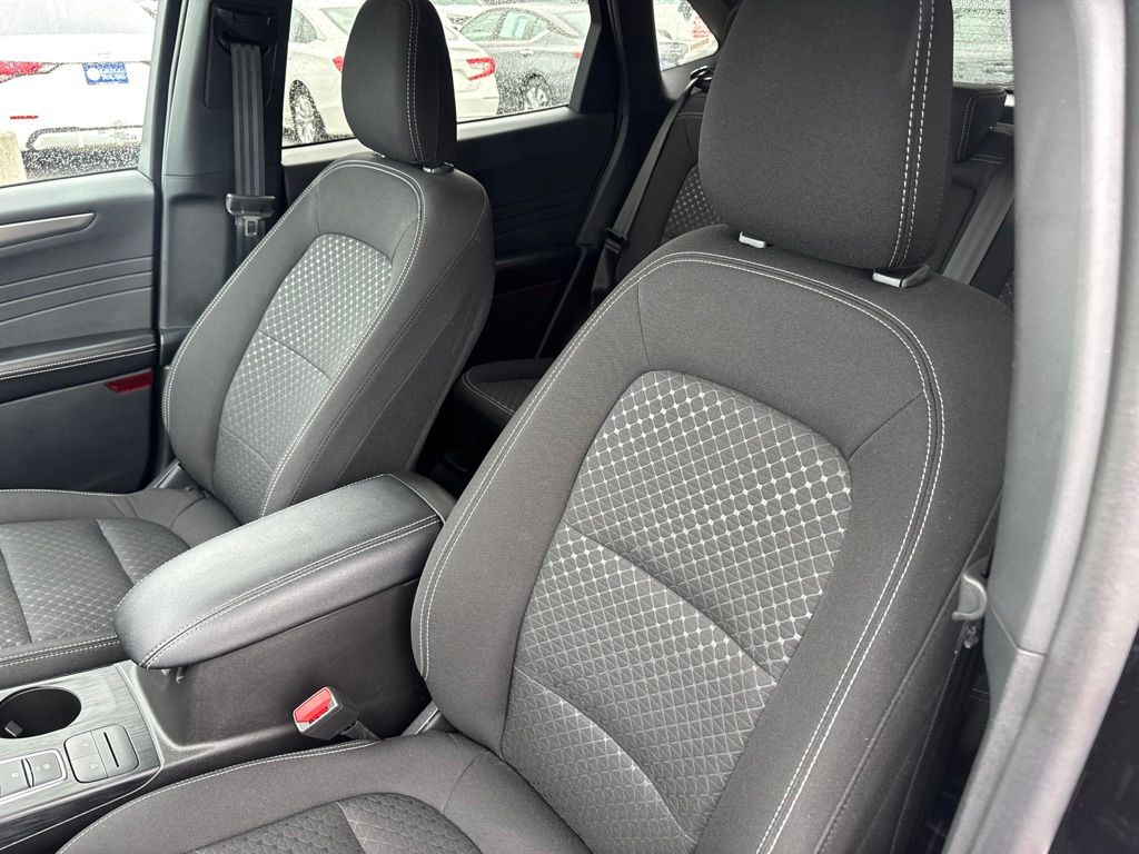 Used 2025 Ford Escape SUV