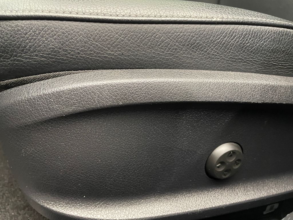 Thumbnail: 2020 Mercedes-Benz A-Class - 15