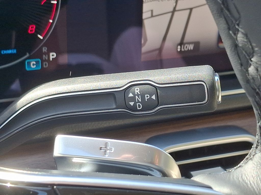 2025 Mercedes-Benz GLE 350 13