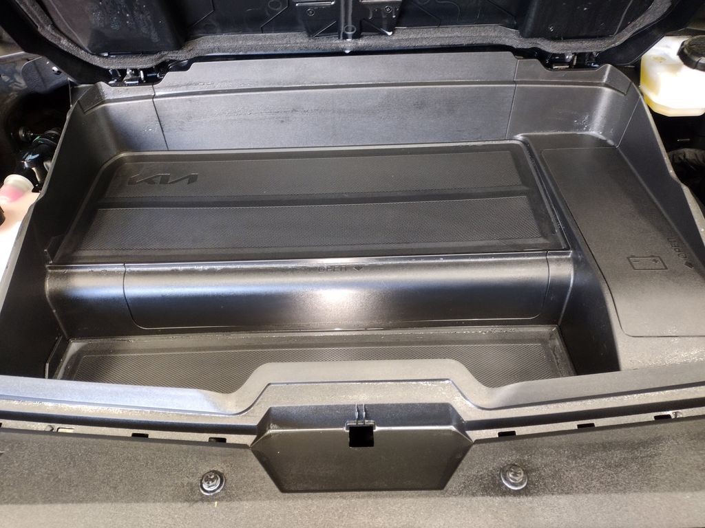 2024 Kia EV6 Light