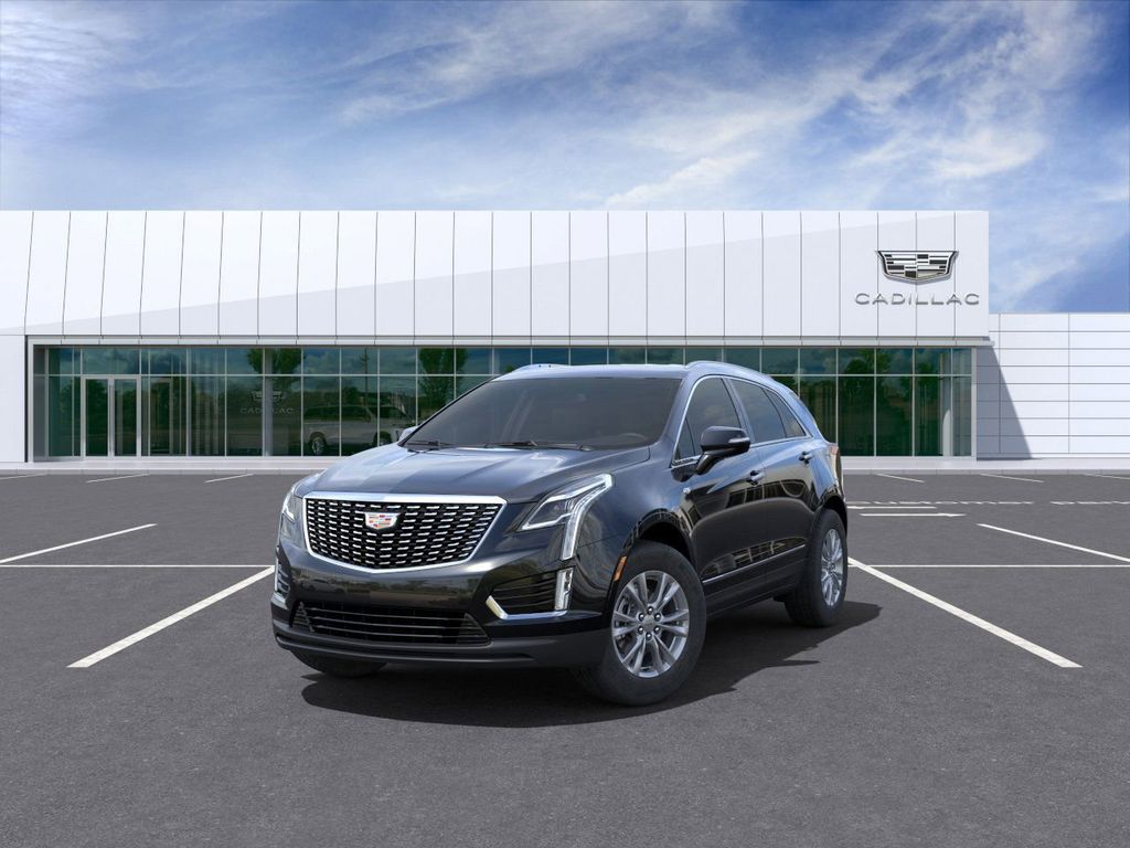 2025 Cadillac XT5 Luxury 8