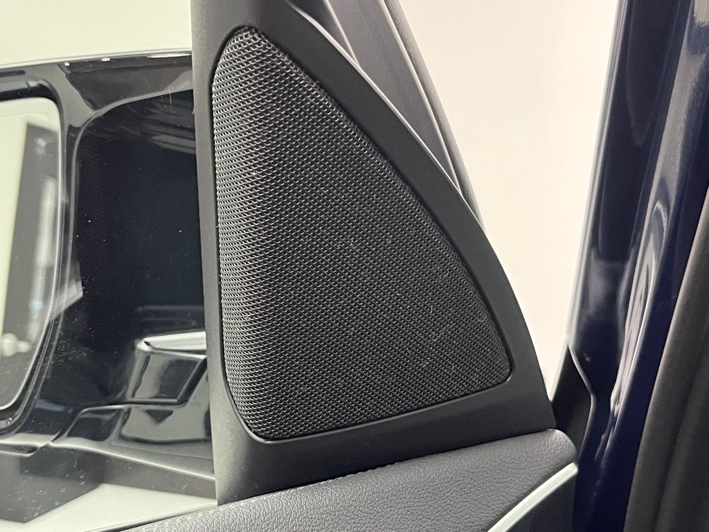 Thumbnail: 2022 BMW X3 - 23