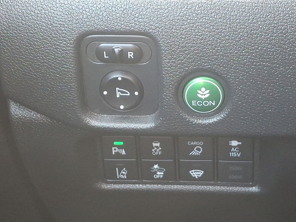 Thumbnail: 2023 Honda Ridgeline - 24