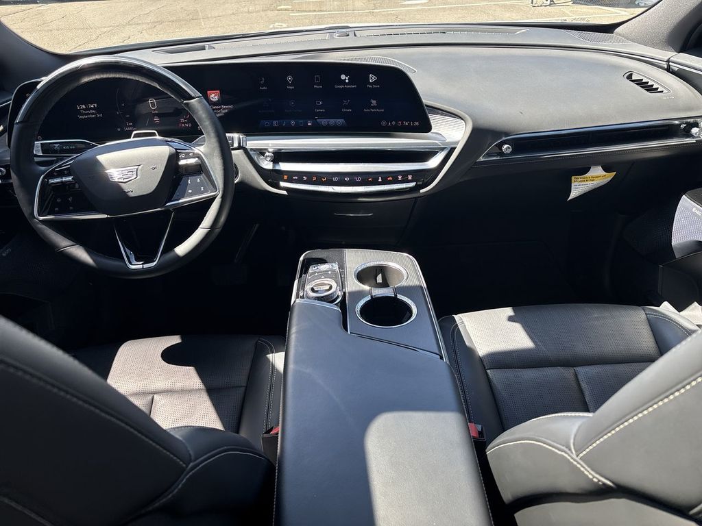 Used 2024 Cadillac LYRIQ SUV