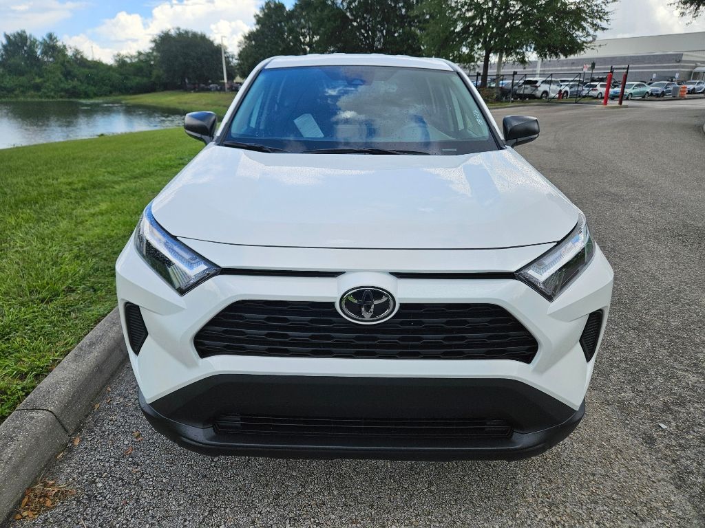 Thumbnail: 2024 Toyota RAV4 - 8