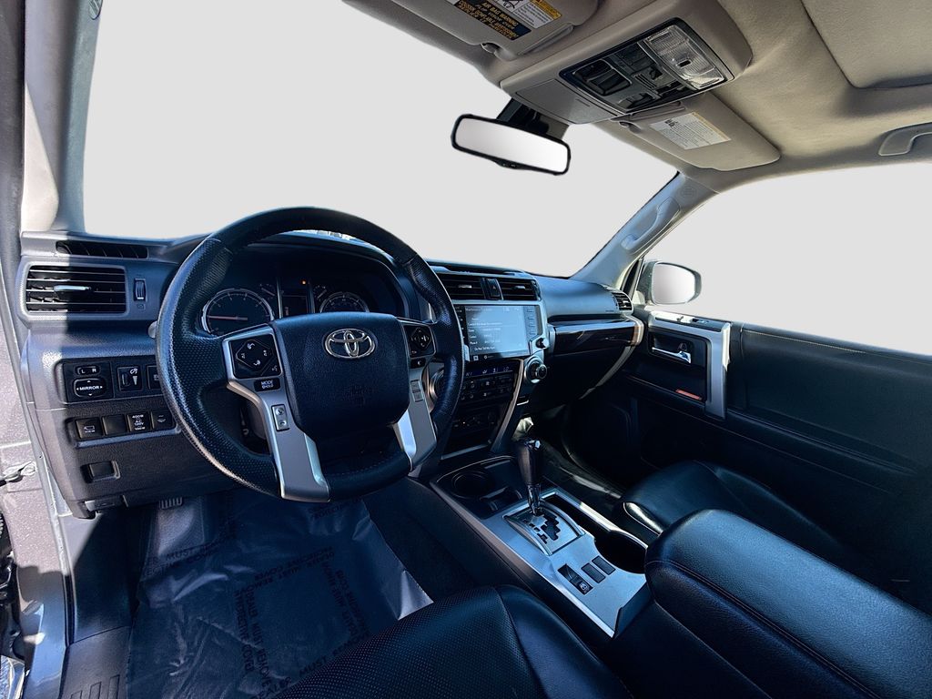 2023 Toyota 4Runner Limited - 8