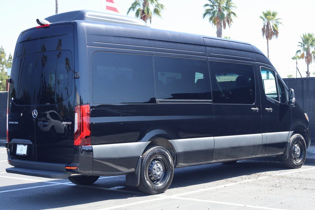 Thumbnail: 2026 Mercedes-Benz Sprinter - 2