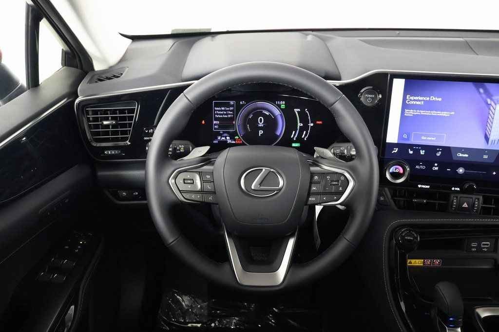 View vehicle photo 3