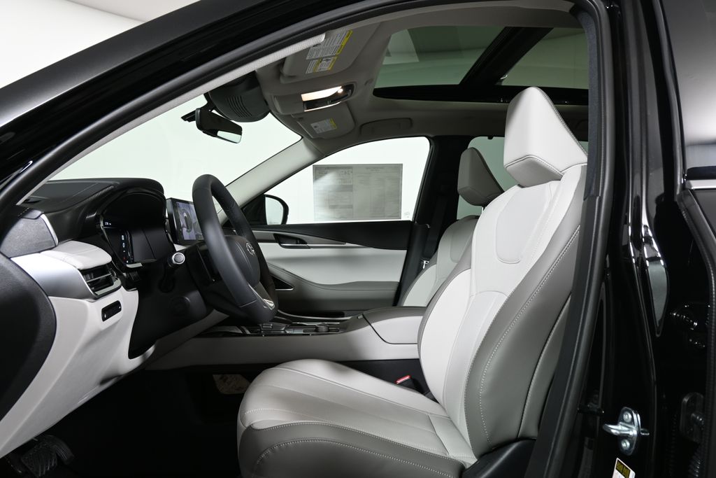 Thumbnail: 2026 INFINITI QX60 - 3