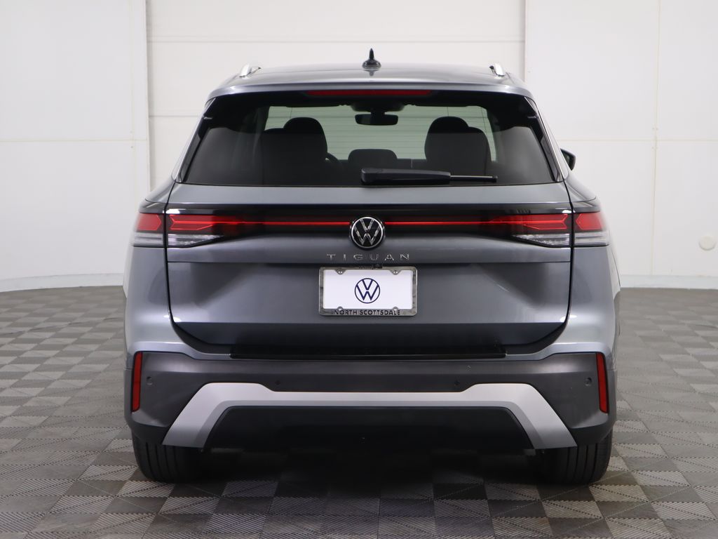 Thumbnail: 2025 Volkswagen Tiguan - 6