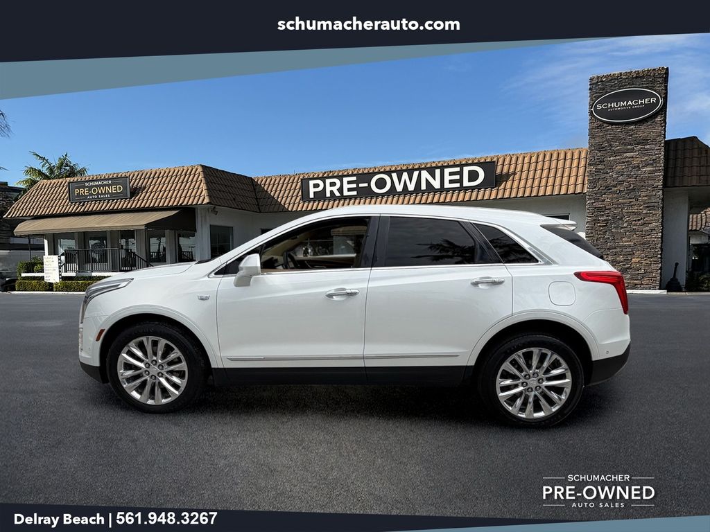 used 2017 Cadillac XT5 car, priced at $17,777