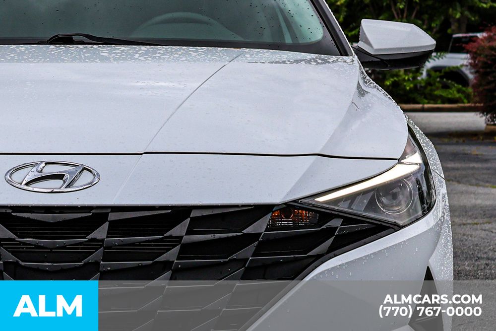 2023 Hyundai Elantra Hybrid Blue photo 13