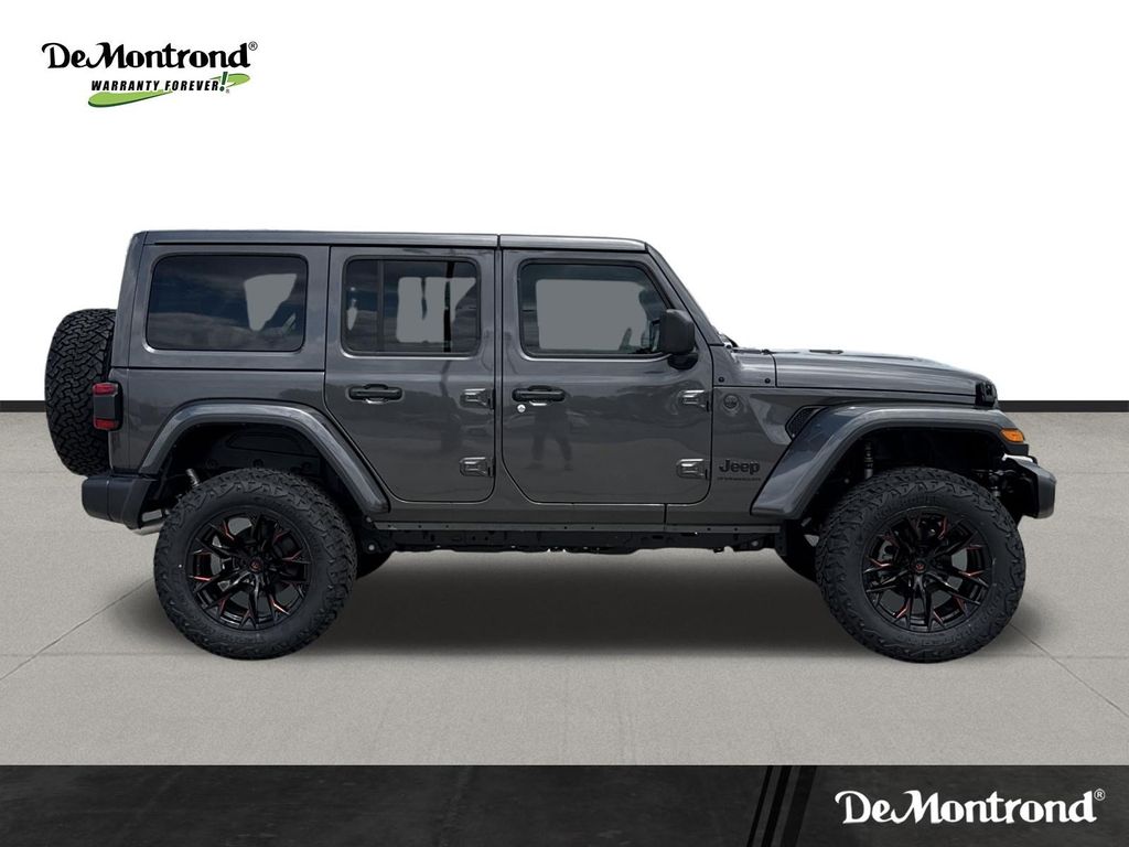 2025 Jeep Wrangler Sahara - 3