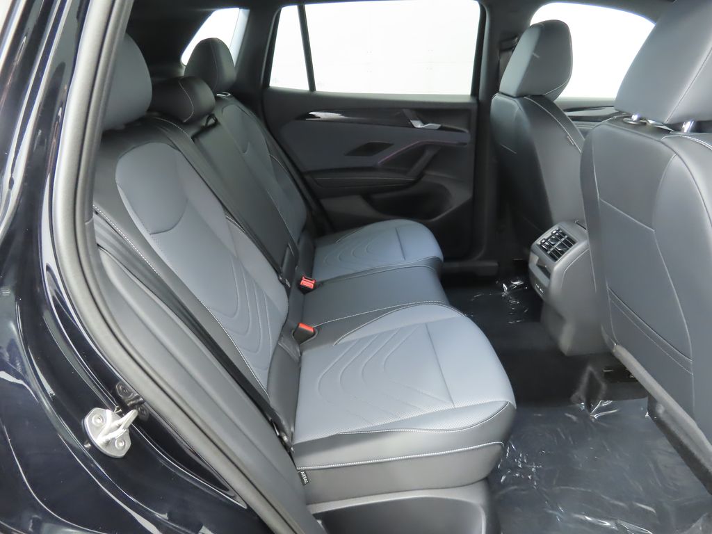 Thumbnail: 2026 Volkswagen Tiguan - 22