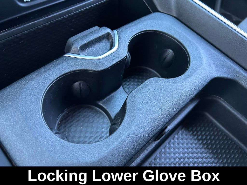 Used 2024 White Ram Big Horn image 28