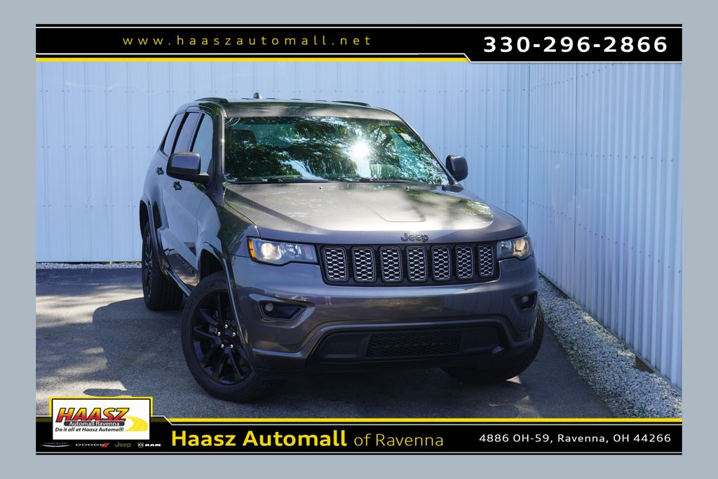 Gray (Granite Crystal Metallic Clearcoat) 2021 Jeep Grand Cherokee SUV / Crossover Four-Wheel Drive 8-Speed Automatic